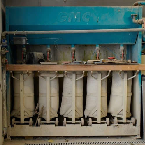  Kompakte Wasseraufbereitungsanlage mit Filtersystem